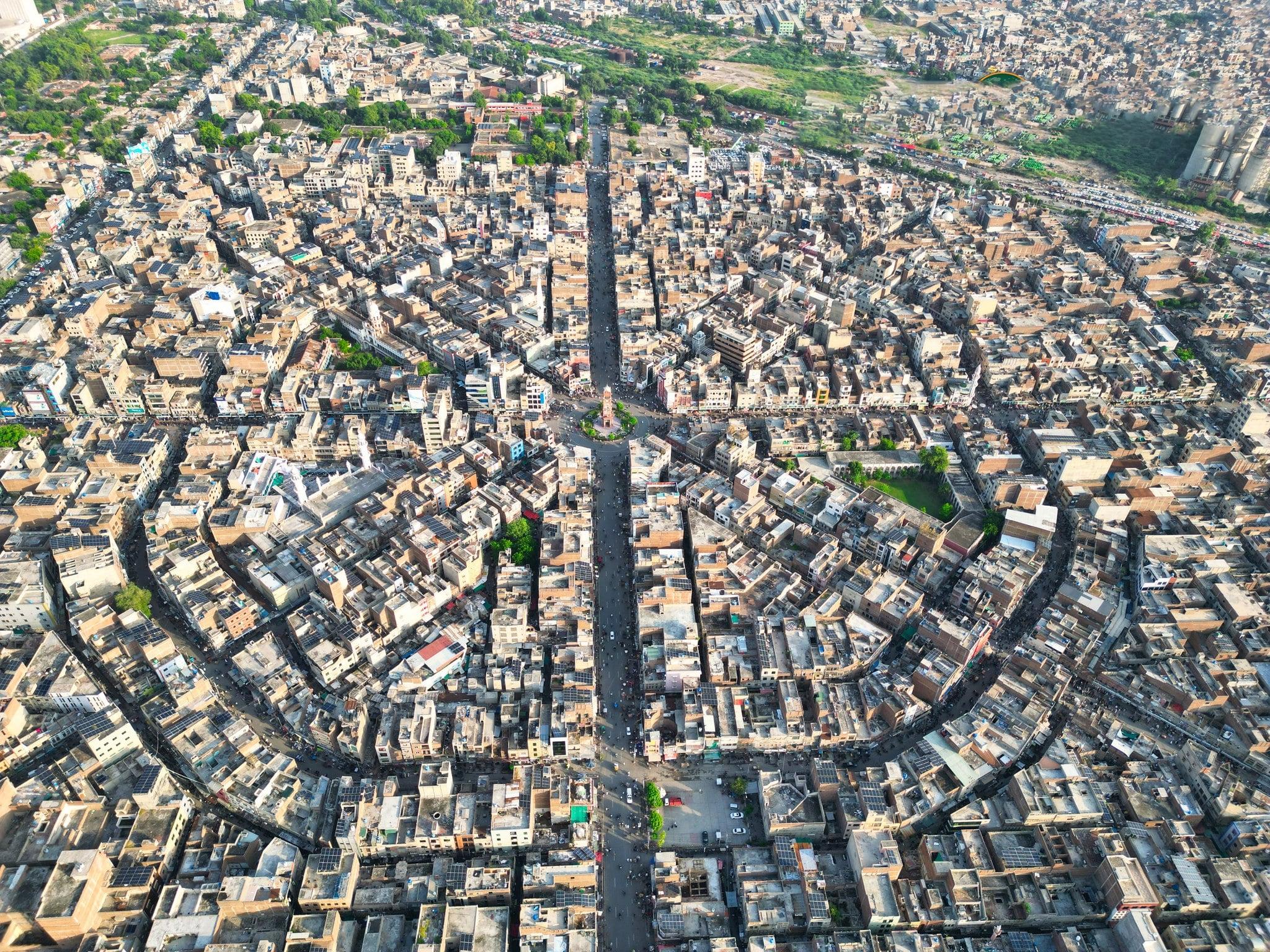 Blinix Solutions Faisalabad Location