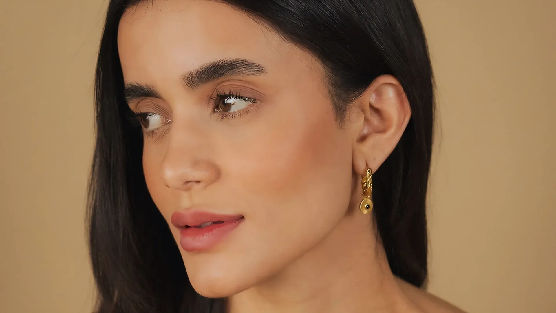 Stagger Cover Banner